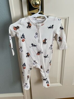 NWT Angel Dear Bamboo Sporty Puppy Dog Print Footie Pajama Size 3-6M